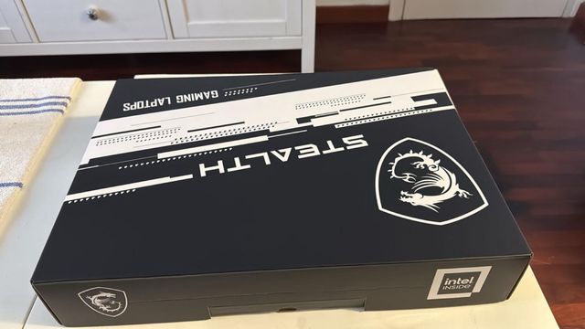 MSI Stealth 16 AI Studio i9-185H / RTX 4060 / 32GB