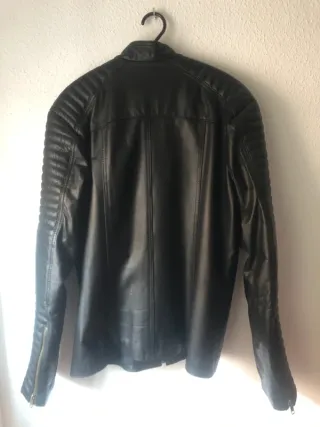 Chaqueta de cuero negra hombre