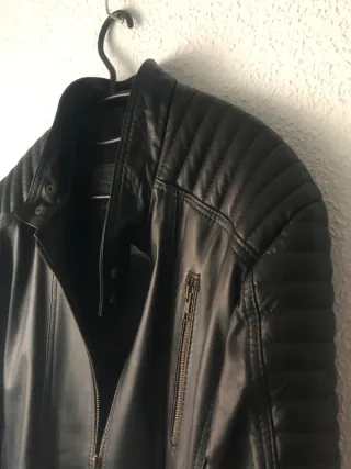 Chaqueta de cuero negra hombre