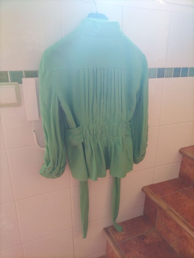 Chaqueta verde entretiempo