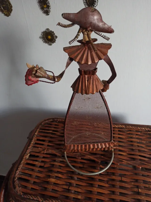 Adorno de metal hecho a mano