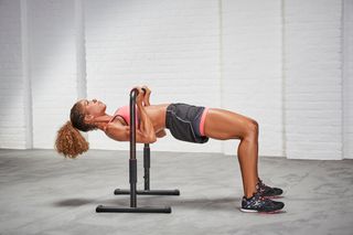 Barras paralelas para dips cross training musculación