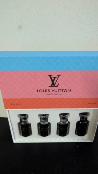 Set 4 profumi Louis Vuitton 4 x 30 ml nuovi