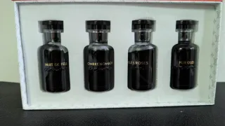 Set 4 profumi Louis Vuitton 4 x 30 ml nuovi