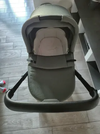 Passeggino Peg Perego City Loop con navicella