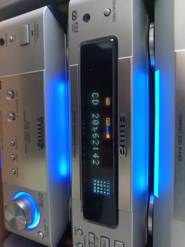Aiwa XR-M99 Sistema estéreo
