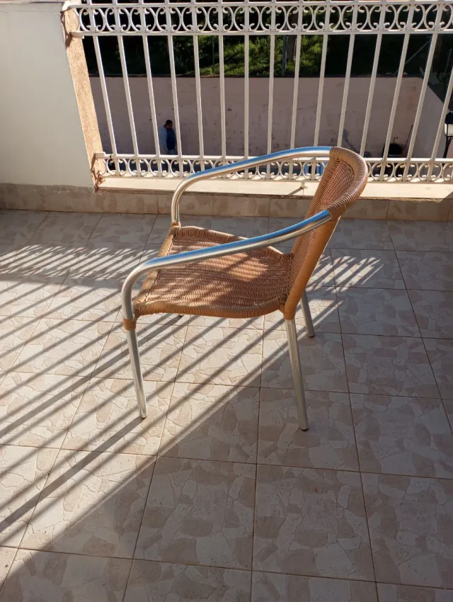 Sillas de terraza ratán y metal