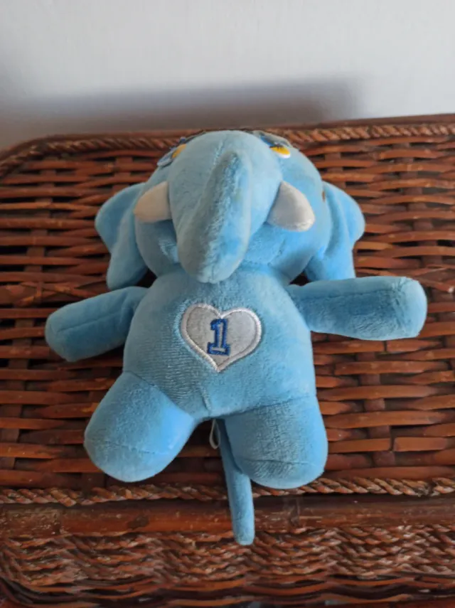 Peluche Elefante Azul con Corazón 1