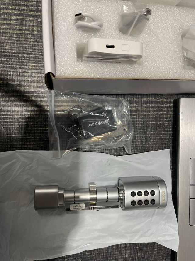 Cilindro inteligente Bluetooth Tuya