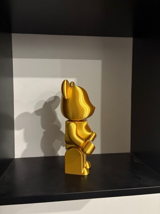 Oso Bearbrick Dorado