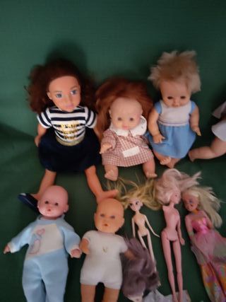 Lote de muñecas antiguas para restaurar