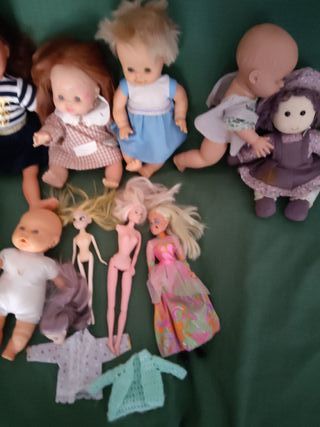 Lote de muñecas antiguas para restaurar