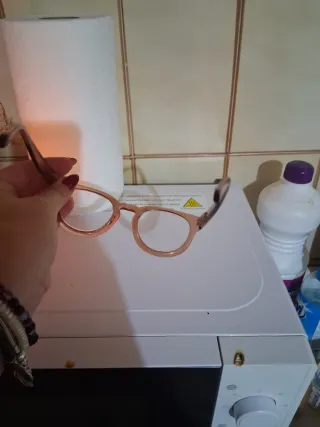 Gafas de farmacia marrones y beige