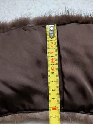 Cuello de piel para abrigo