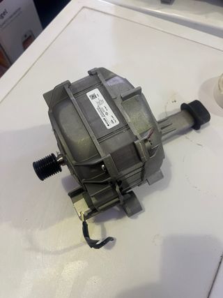Motor Lavadora Arcelik Beko BLW90P8L32Y-01