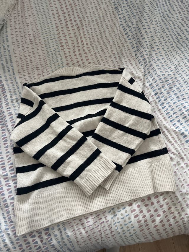 Jersey de rayas beige y negro