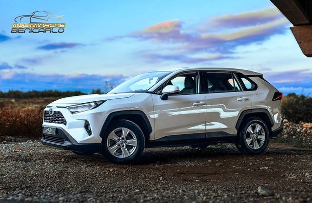 TOYOTA RAV-4 2.5 4WD Business desde 395€/mes*