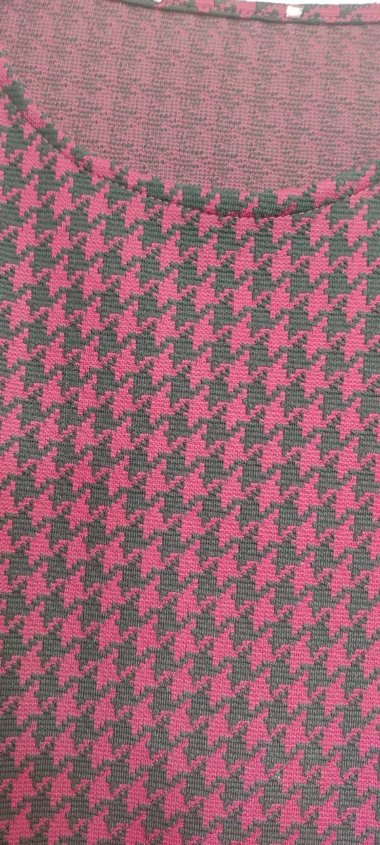 Vestido corto, pata de gallo