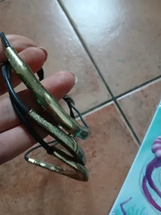 Collana vintage pelle nera e oro