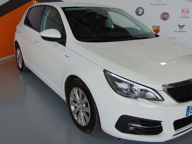 Peugeot 308 Business Line 100 CV S/S 2020