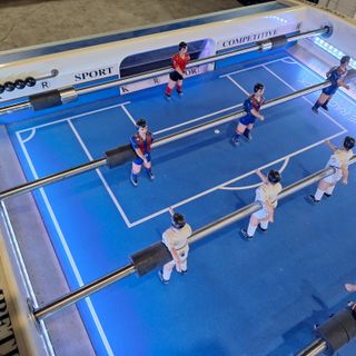 Futbolín con luces LED