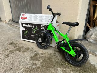 Bicicletta Dino Bikes 12 con rotelle