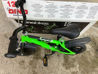Bicicletta Dino Bikes 12 con rotelle