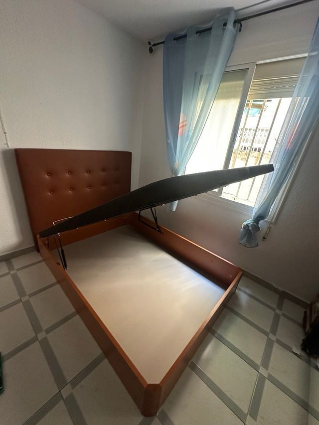 Canapé y colchón cama