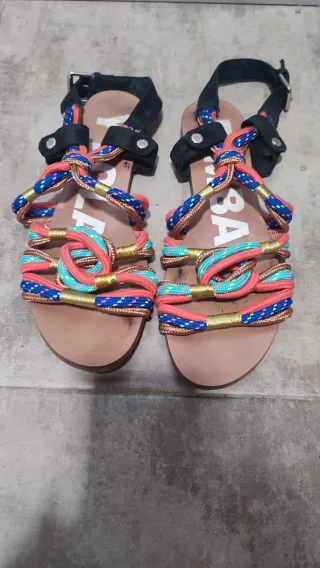 Lote Sandalias bimba y lola. Multicolor