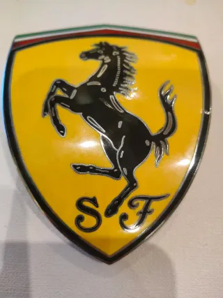 Stemma Ferrari Originale Cavallino Rampante