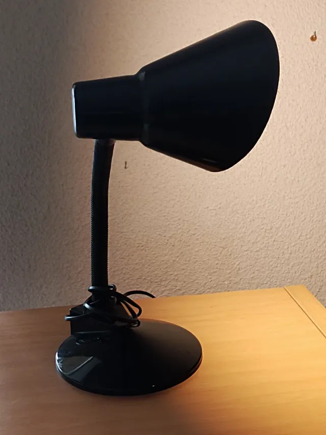 Flexo de mesa negro