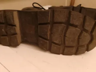 Anfibi ecopelle neri