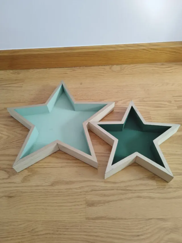 Bandejas decorativas de madera en forma de estrell