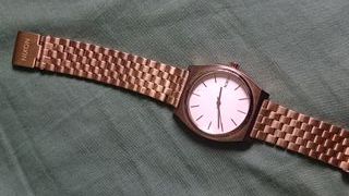 Reloj Nixon Time Teller Dorado