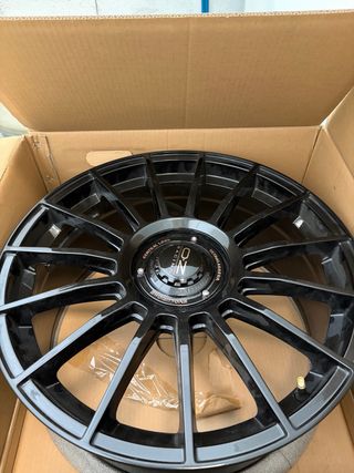 Llanta Oz Racing Forjada Negra