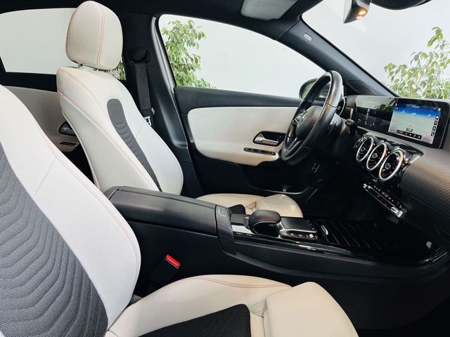 Mercedes Clase A 180 Sedán 1.5 DCI 115CV Automático