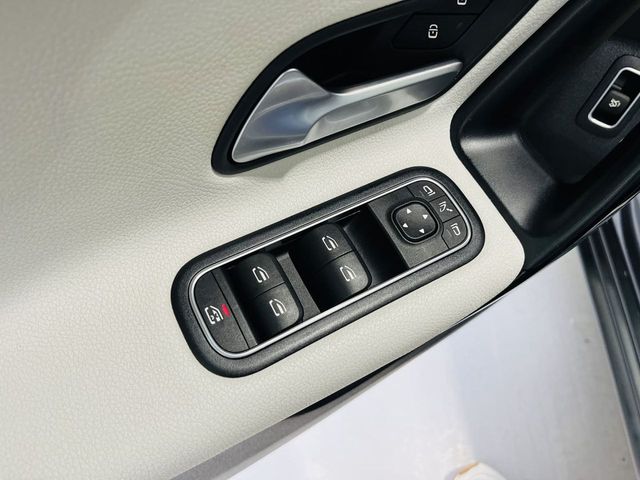 Mercedes Clase A 180 Sedán 1.5 DCI 115CV Automático