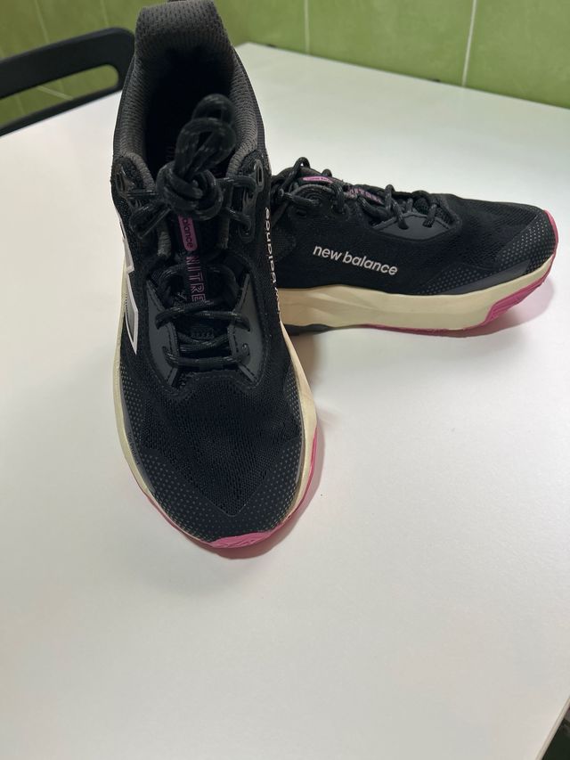 New Balance Dynasoft V6 Trail Running Shoes