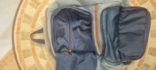 Mochila portátil vaquero Azul con detalles cuero.
