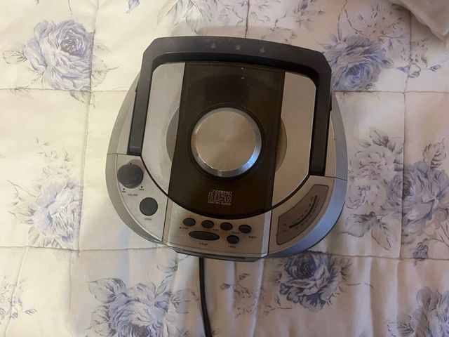 Reproductor CD/Casetes/Radio Roadstar