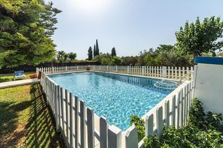 Chalet en venta en Carmona