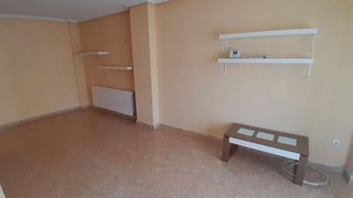 Piso en venta en Yecla