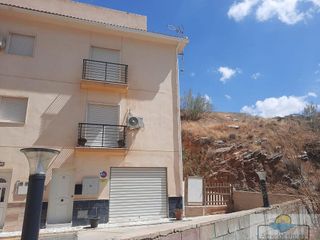 Dúplex en venta en Macael