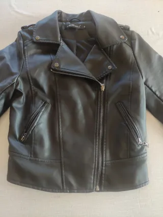 Chaqueta Cuero Sintético Negra Riverdale