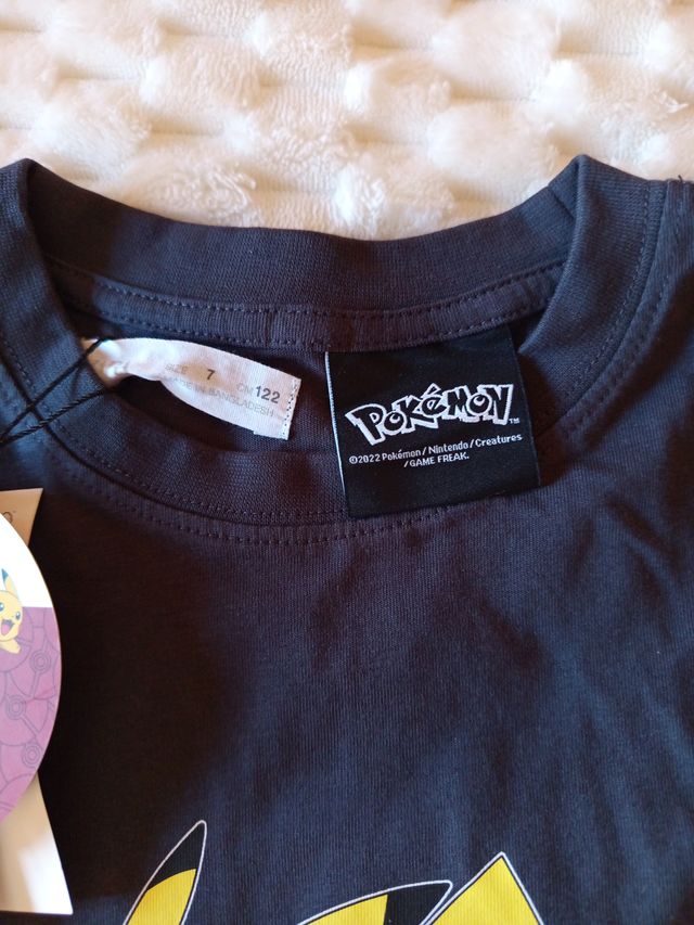 Camiseta Pikachu Pokémon #025 Manga Larga