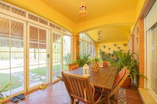 Chalet en venta en Gines