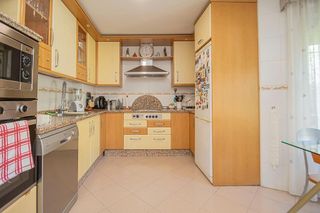 Chalet en venta en Gines