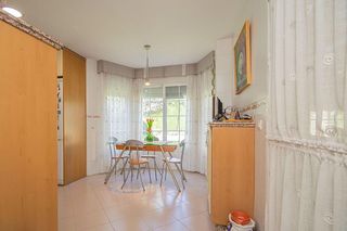 Chalet en venta en Gines