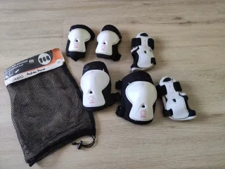 Protecciones patines rodillas y muñecas