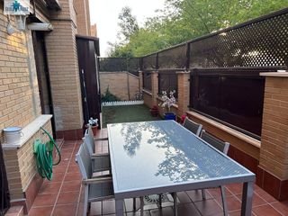 Piso en venta en Hermanos Falcó - Sepulcro Bolera en Albacete